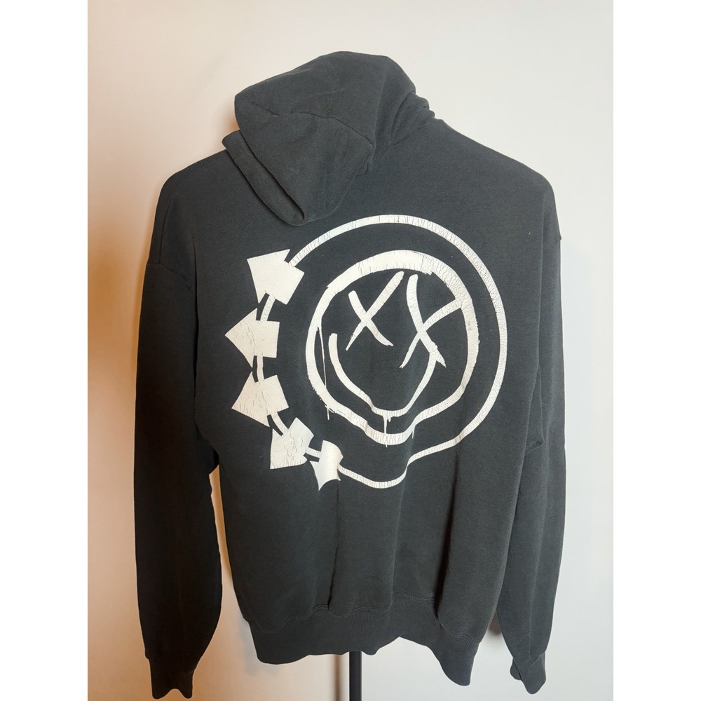 M Blink 182 Y2K Emo Zip Hoodie Jacket Graphic Print Logo Smiley Band Concert 07